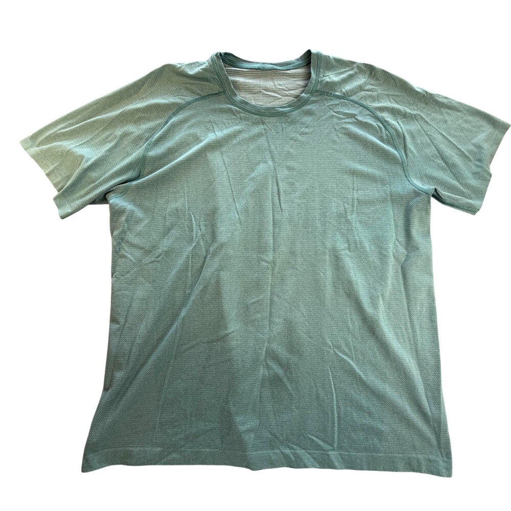 Lululemon Shirt Mens 2XL Green Short Sleeve Performance Athletic Training Top